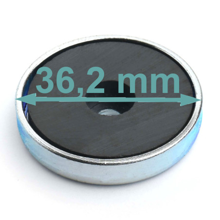Magnet în carcasă, diametru 36,2 mm, cu orificiu pentru șurub cu cap plat, ferită
