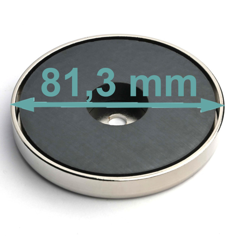 Magneetti kotelossa, halkaisija 81,3 mm, jossa on reikä litteäpäistä ruuvia varten, ferriittiä.