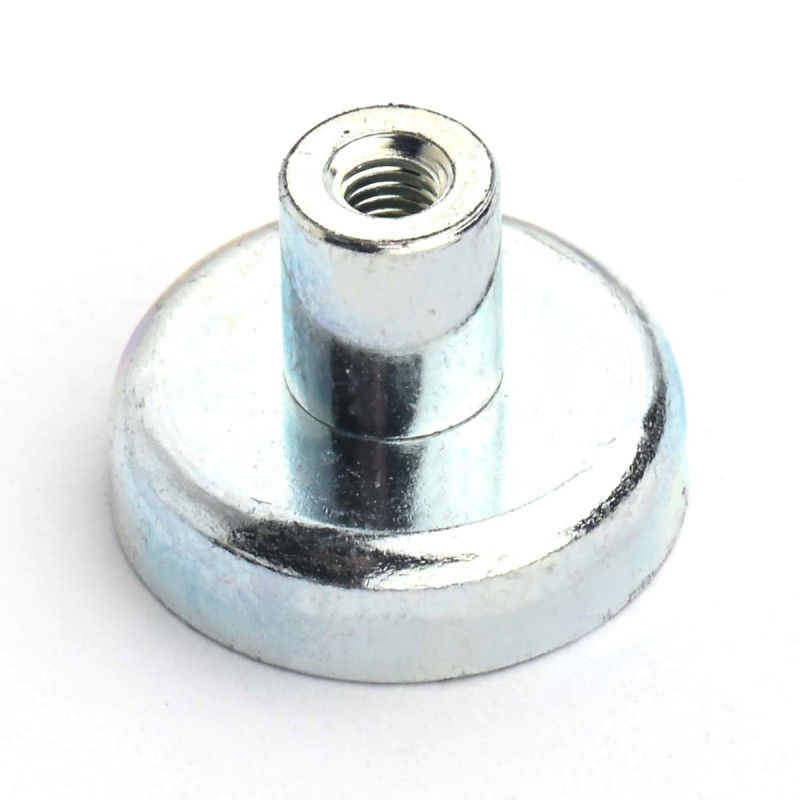 Magnet i hus, diameter 16 mm, med skruestik M3 - ferrit