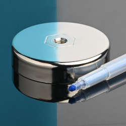 Magnet, premer 80 mm, notranji navoj M10, višina 18 mm, ferit