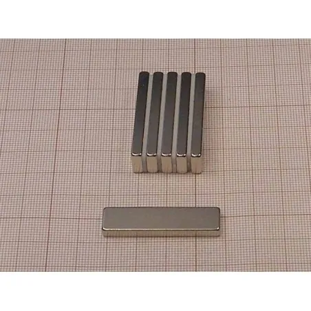 40 x 10 x 4 / N38 - Neodymium magnet (NdFeB)