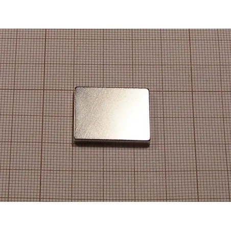 25 x 20 x 3 / N38 - NdFeB (neodymium) magnet