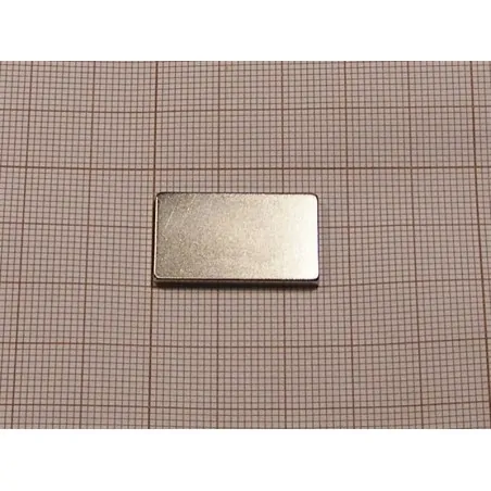 25 x 15 x 2 / N38 - NdFeB (neodymium) magnet