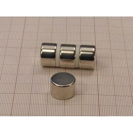D15 x 10 / N35 - NdFeB (neodymium) magnet